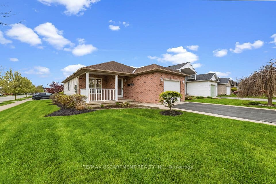296 Autumn Crescent, Welland, ON L3C 7K1 – photo 3