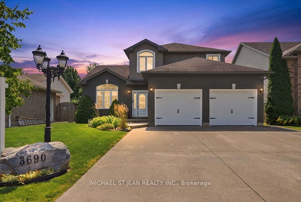 3690 Weinbrenner Road, Niagara Falls, ON L2G 7Y3 – main photo