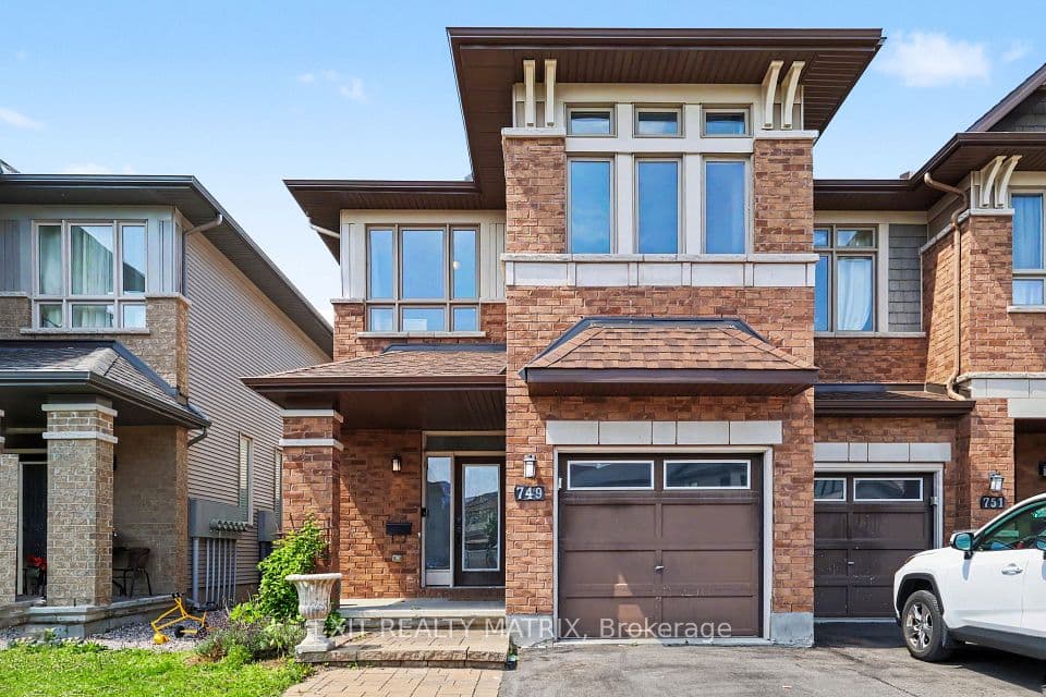 749 Morningstar Way, Orleans - Convent Glen and Area, ON K1W 0G6 – main photo