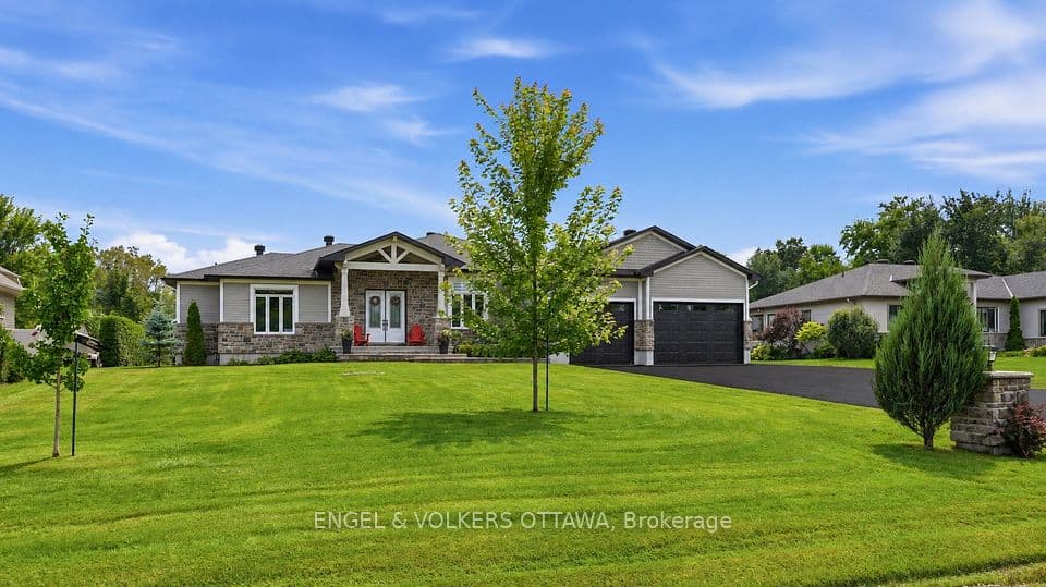 1914 Cedarlakes Way, Greely - Metcalfe - Osgoode - Vernon and Area, ON K4P 0E4 – photo 2
