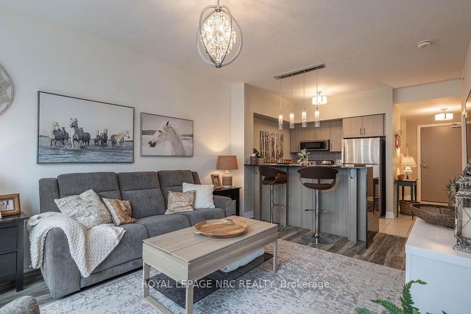 10 Concord Place 412, Grimsby, ON L3M 0G6 – photo 3