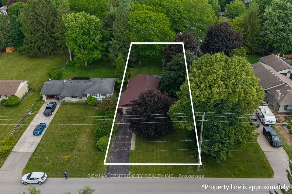 245 Dominion Street, Strathroy-Caradoc, ON N7G 3G9 – main photo