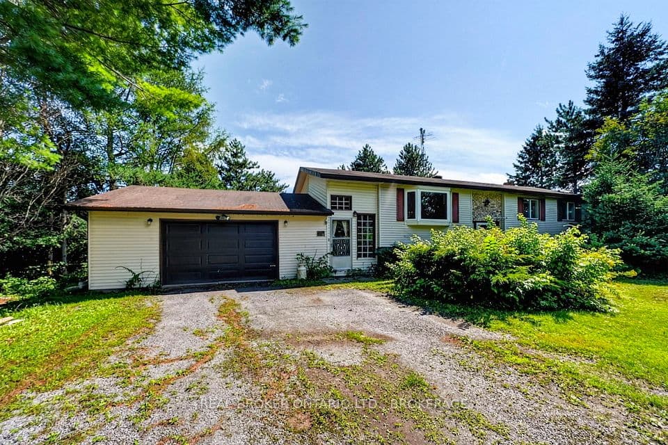 15380 North Lunenburg Road W, South Stormont, ON K0C 1R0 – main photo