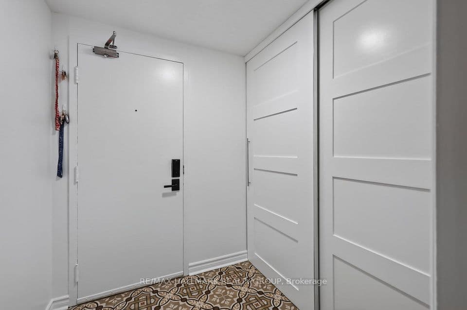 6434 Bilberry Drive 109, Orleans - Convent Glen and Area, ON K1C 4P5 – photo 3