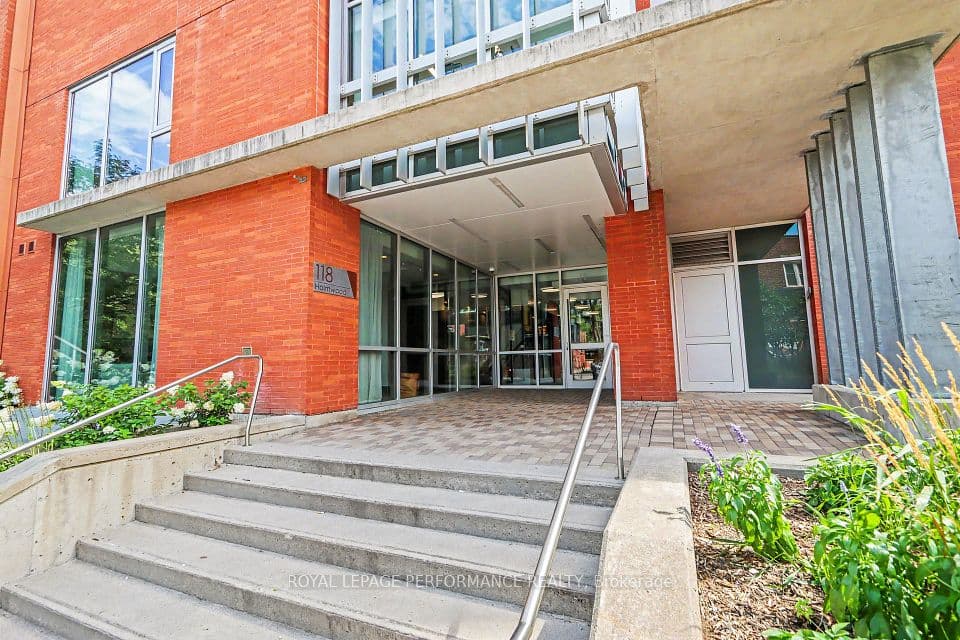 118 Holmwood Avenue 1008, Glebe - Ottawa East and Area, ON K1S 5J5 – photo 2
