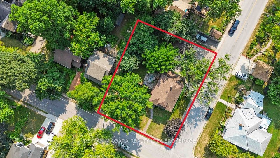 6275 Pine Grove Avenue, Niagara Falls, ON L2G 4J4 – photo 2