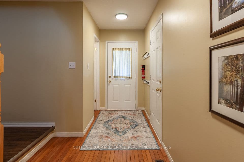 907 Blacksmith Street, London North, ON N6H 5R5 – photo 2