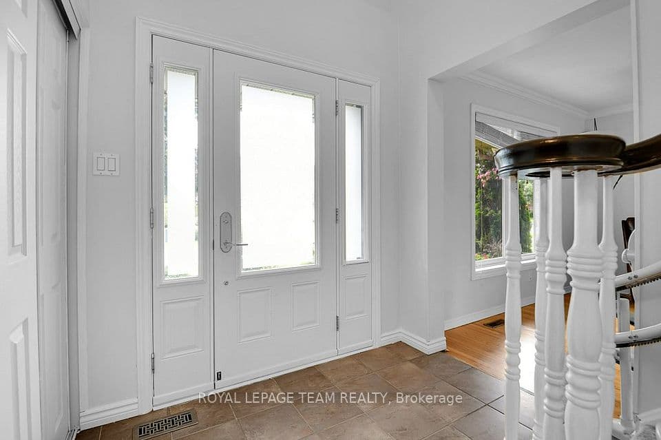 332 Liard Street, Stittsville - Munster - Richmond, ON K2S 1J8 – photo 3