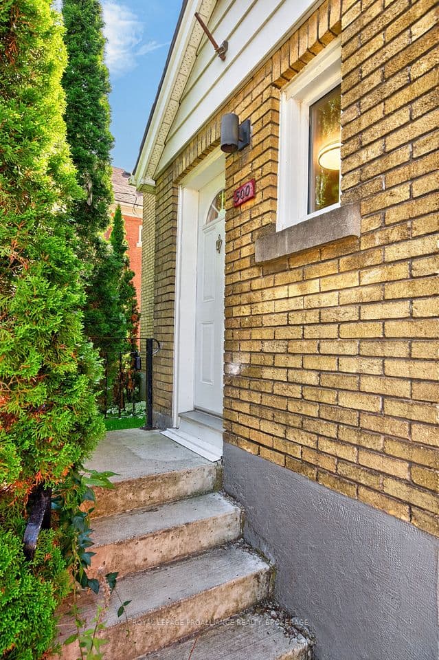 500 Brock Street, Kingston, ON K7L 1T7 – photo 2