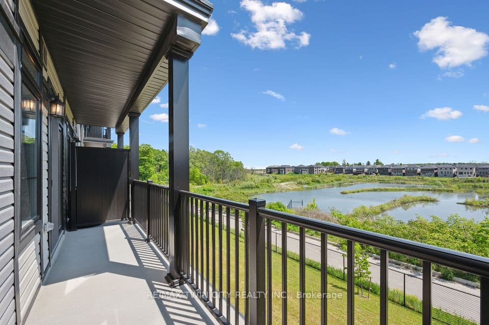 22 Lomond Lane, Kitchener, ON N2R 0T6 – main photo