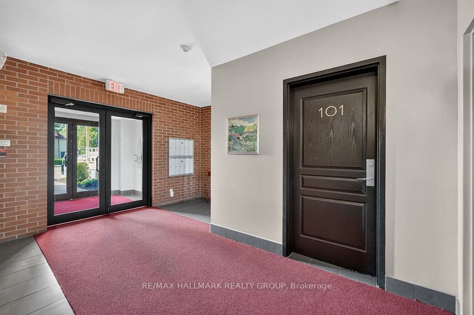 419 Laurier Avenue E 101, Lower Town - Sandy Hill, ON K1N 6R4 – photo 3