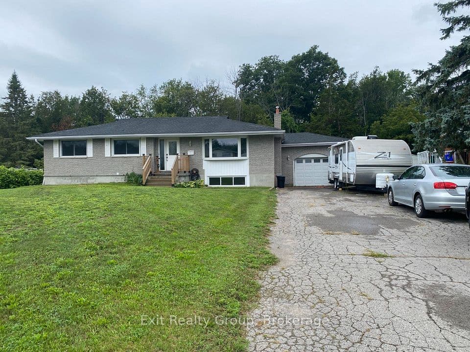 130 Peterson Street, Quinte West, ON K8V 5P8 – photo 2
