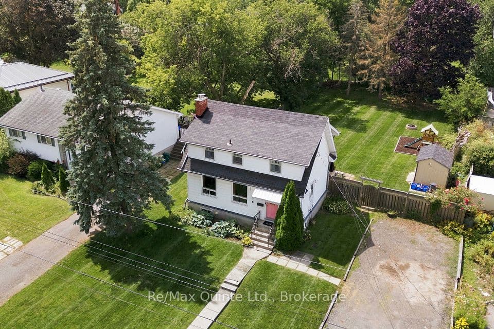 28 Shamrock Road, Belleville, ON K8P 4J2 – photo 3