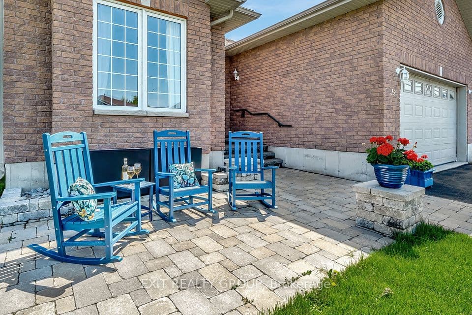 12 Aletha Drive, Prince Edward County, ON K0K 3L0 – photo 2