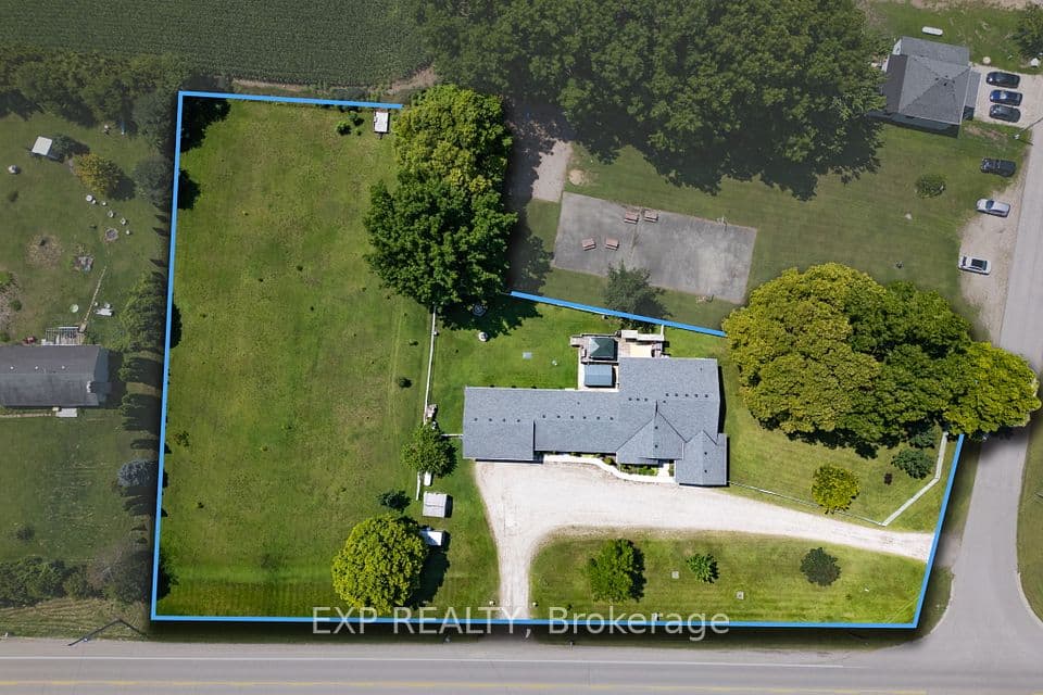 20437 Melbourne Road, Southwest Middlesex, ON N0L 1T0 – main photo
