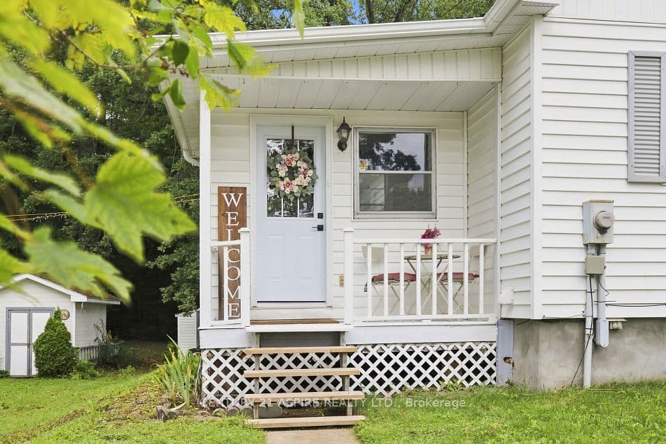 2583 B Line Road, Laurentian Valley, ON K8A 6W8 – photo 3