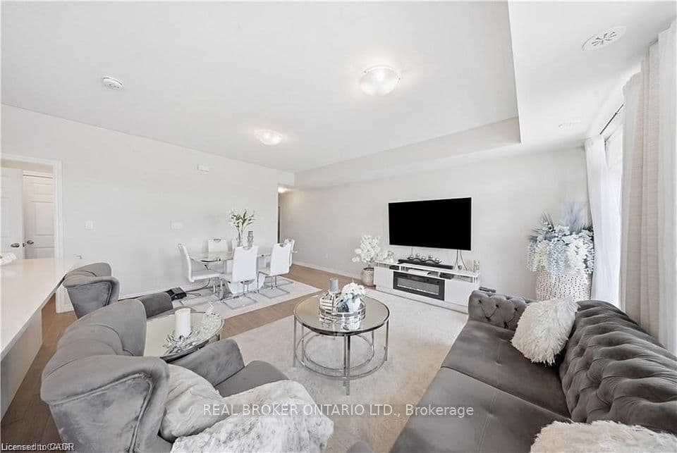 176 Wheat Lane 88, Kitchener, ON N2R 1R7 – photo 3