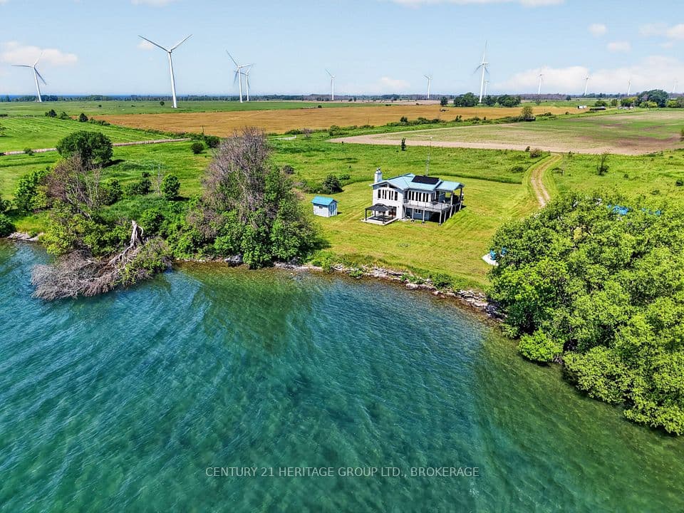 648 Third Line Road, Frontenac Islands, ON K0H 2Y0 – main photo
