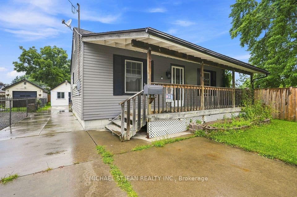 4 Hilda Street, St. Catharines, ON L2S 1Z8 – photo 2