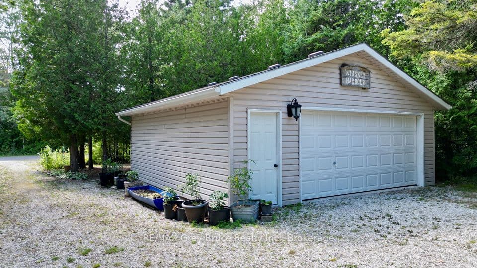 202 Whiskey Harbour Road, Northern Bruce Peninsula, ON N0H 1W0 – photo 3