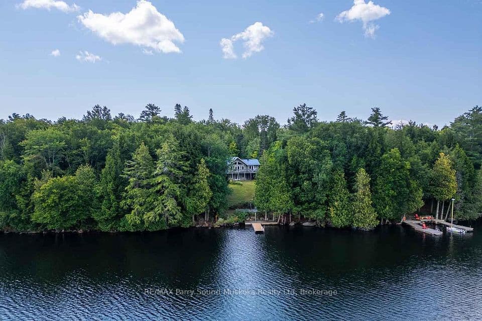 1889 South Horn Lake Road, Magnetawan, ON P0A 1P0 – main photo