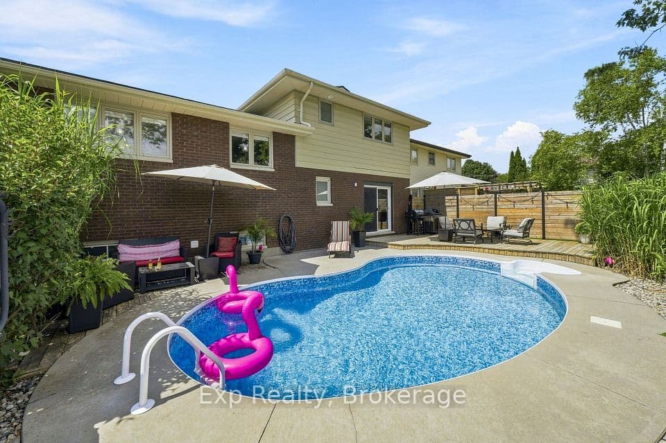 36 Kensington Crescent, Belleville, ON K8P 4T3 – photo 2