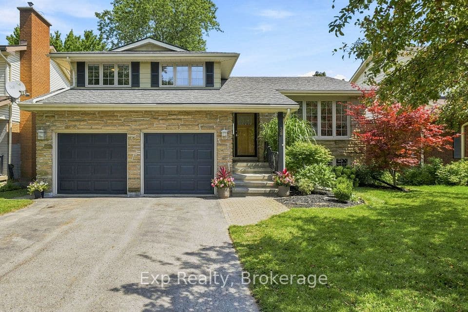 36 Kensington Crescent, Belleville, ON K8P 4T3 – main photo