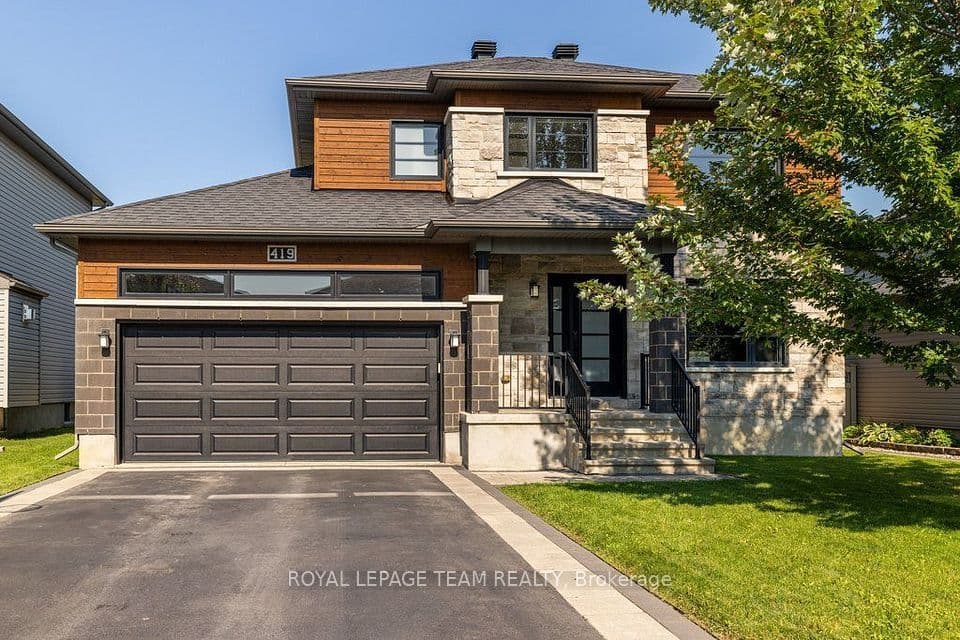 419 Provence Avenue, Russell, ON K0A 1W0 – main photo