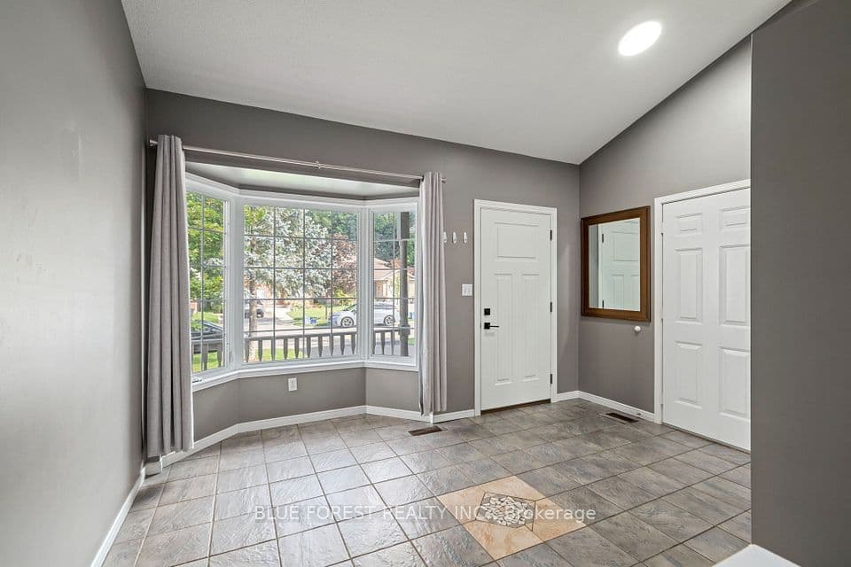 1387 Idylwood Road, London East, ON N5V 3V3 – photo 3