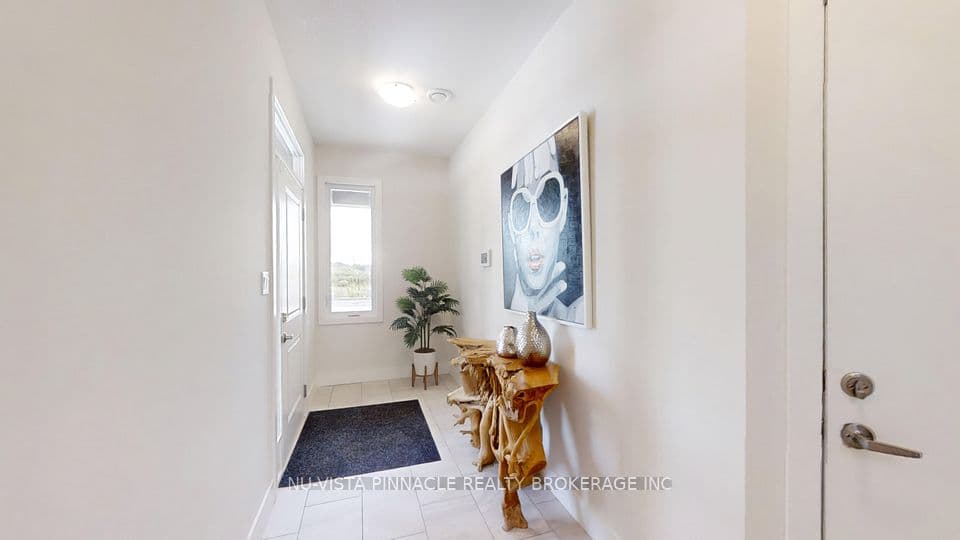 1886 Evans Boulevard, London South, ON N6M 0N5 – photo 2