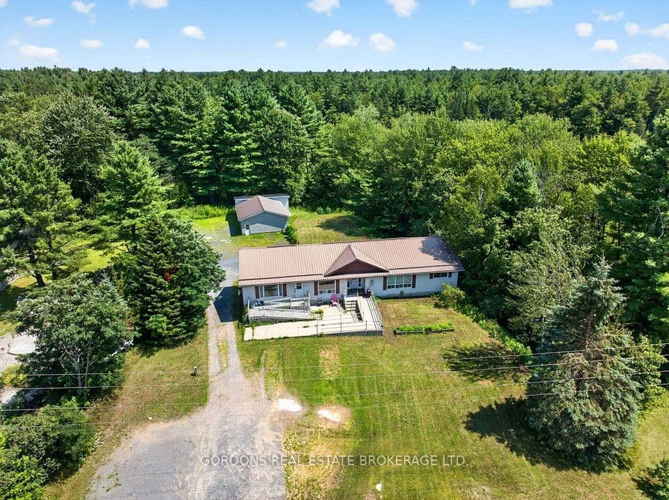 11703 Highway 41, Addington Highlands, ON K0H 1Z0 – photo 2
