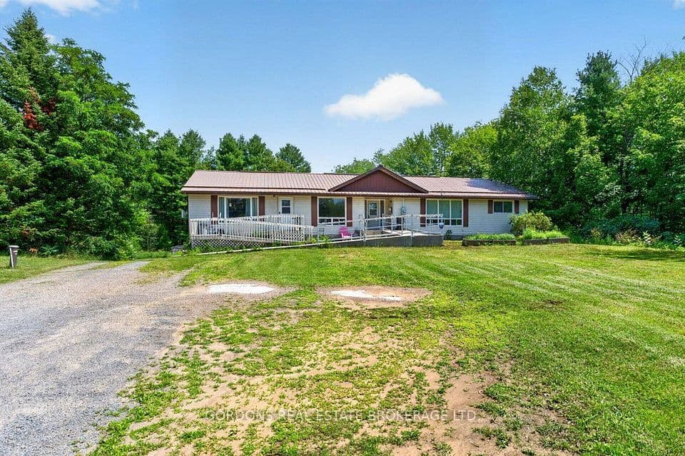 11703 Highway 41, Addington Highlands, ON K0H 1Z0 – photo 3