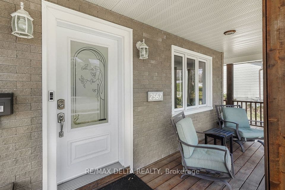 2567 Cleroux Crescent, Blackburn Hamlet, ON K1W 1B6 – photo 3