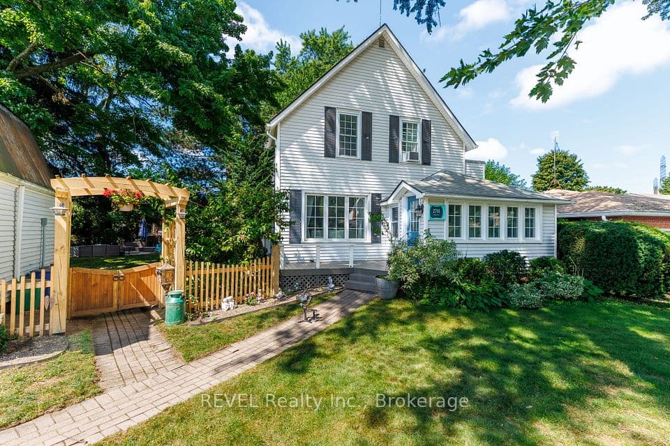 2791 NEPTUNE Crescent, Niagara Falls, ON L2J 3X4 – photo 2