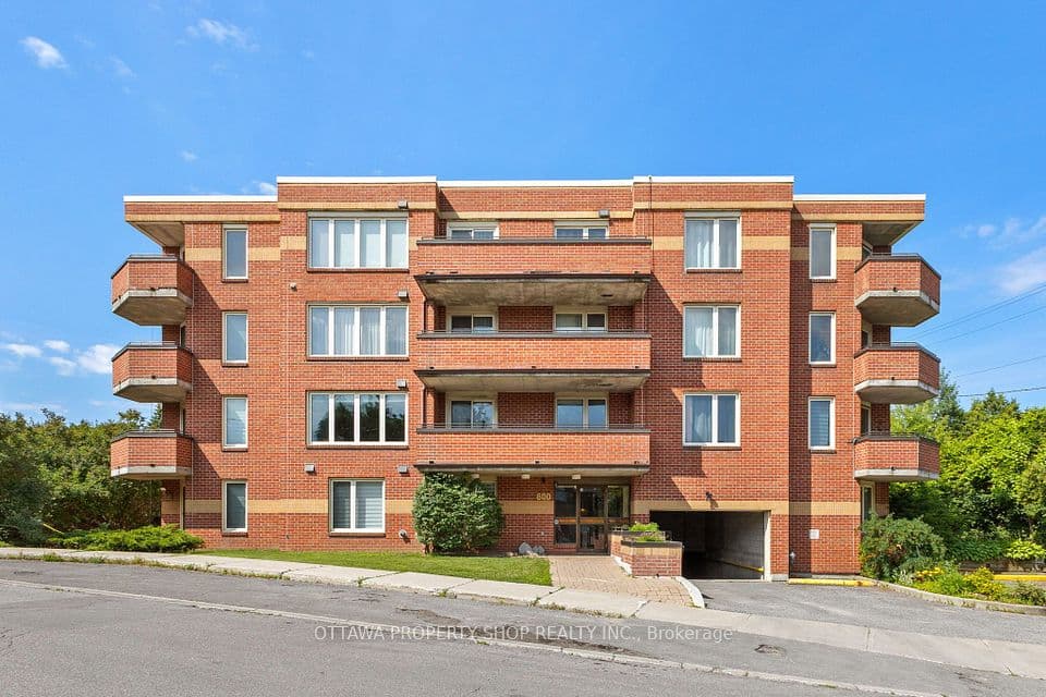 800 Mckellar Avenue 204, Carlingwood - Westboro and Area, ON K2A 2X5 – main photo