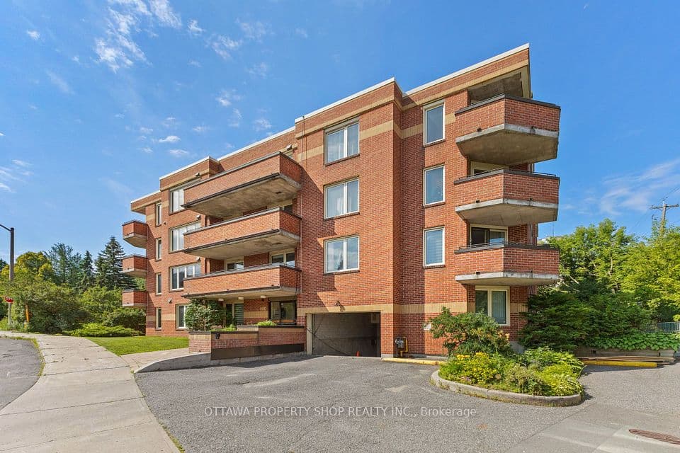800 Mckellar Avenue 204, Carlingwood - Westboro and Area, ON K2A 2X5 – photo 2