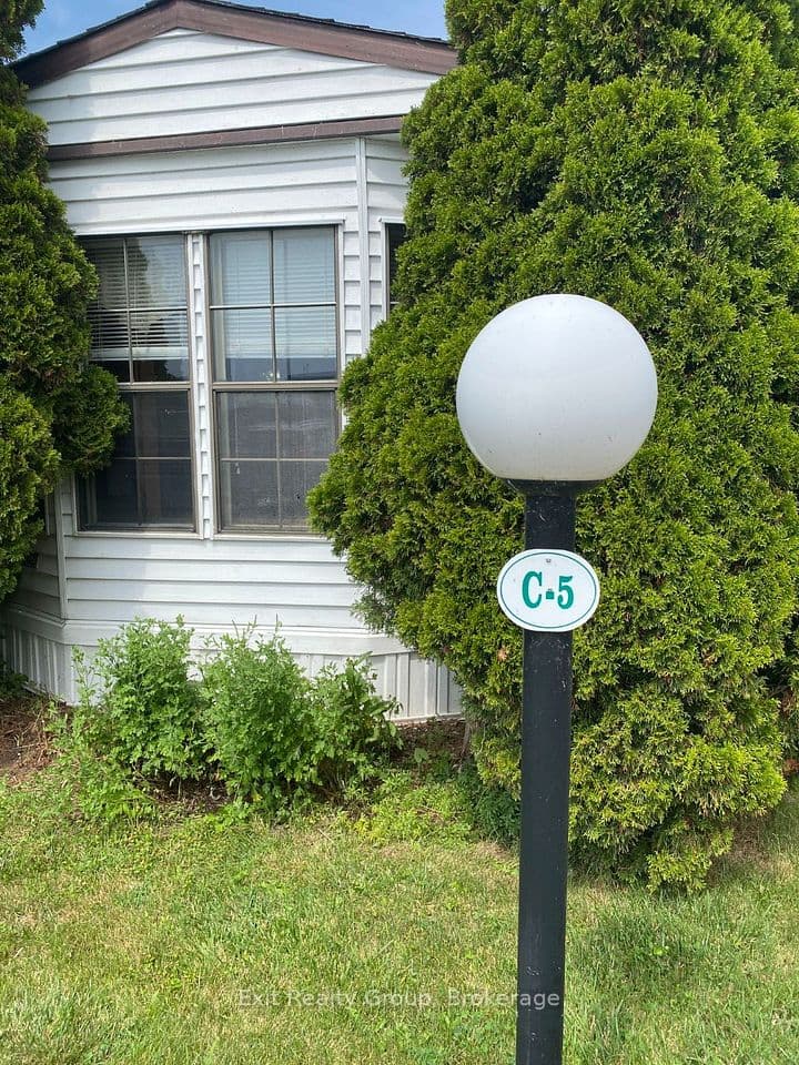 153 County Road 27 C5, Prince Edward County, ON K0K 1T0 – main photo