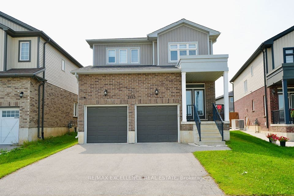 2443 Bennett Cross, London South, ON N6M 0G6 – main photo