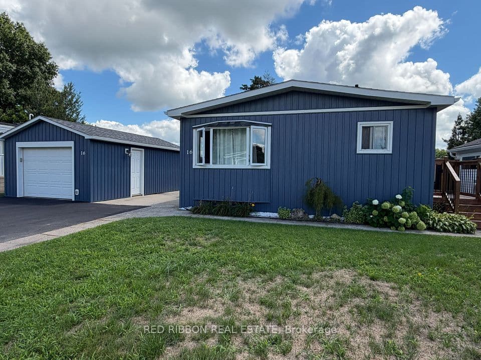 16 Velma Street, Strathroy-Caradoc, ON N7G 3L3 – main photo