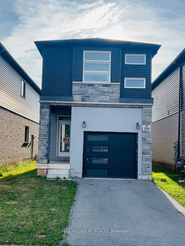 304 Louise Street, Welland, ON L3B 0H8 – main photo