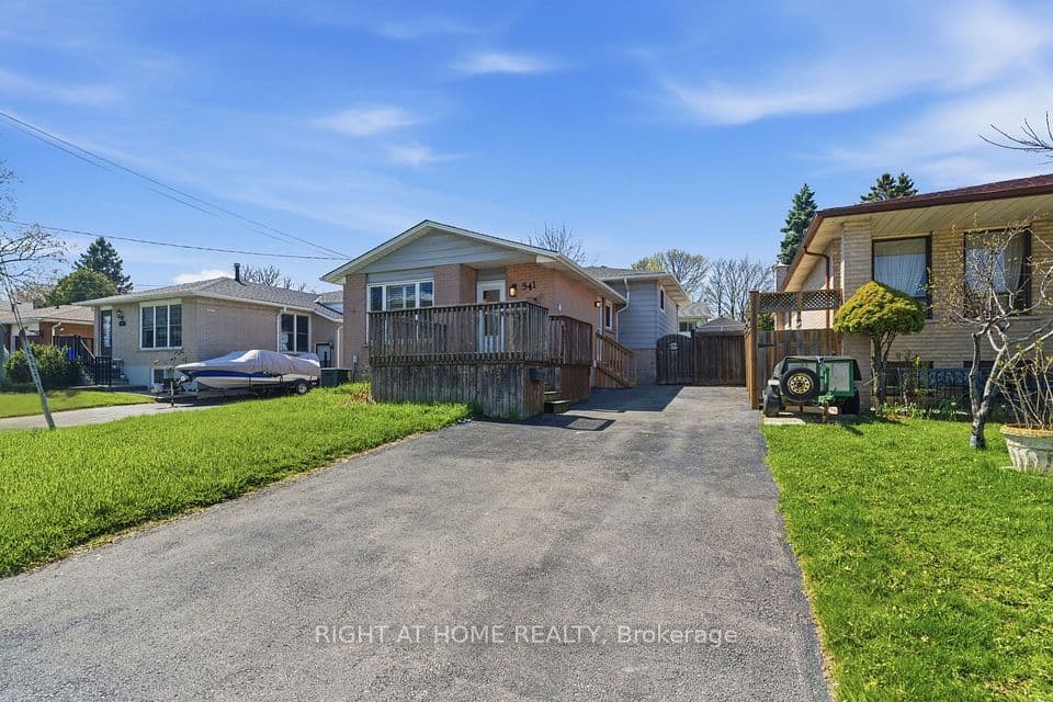 341 Rexford Drive, Hamilton, ON L8W 1W2 – photo 2