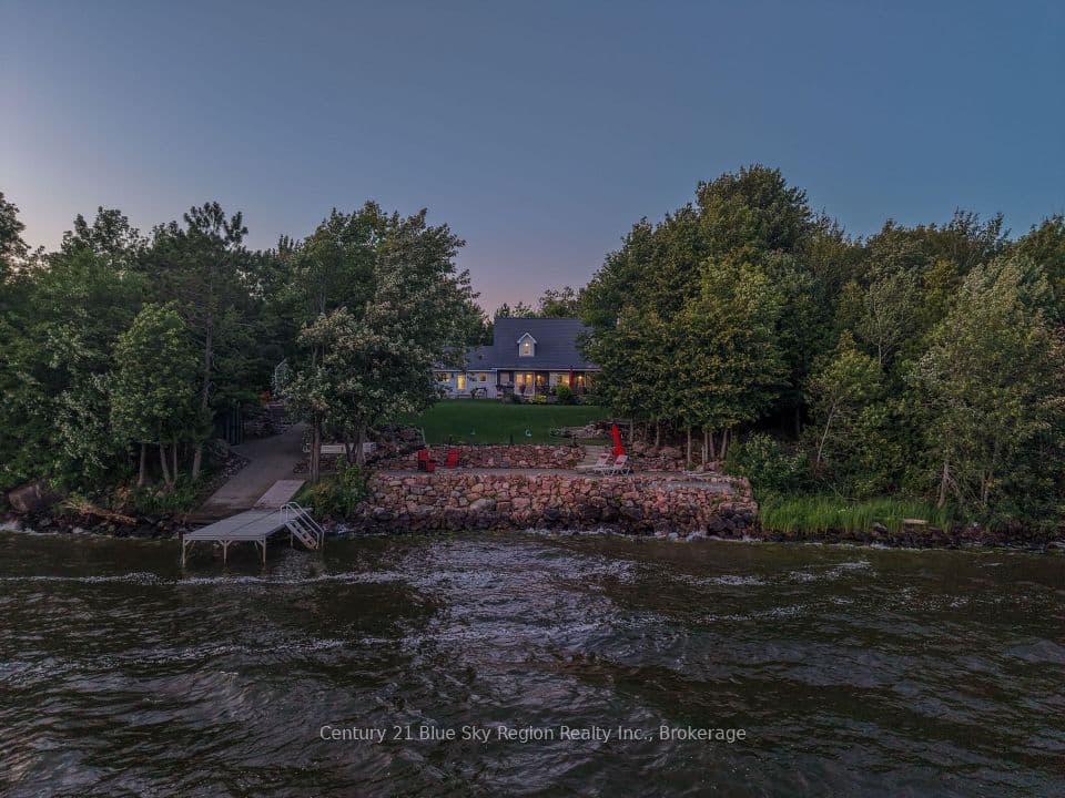 6 Du Lac Drive, West Nipissing, ON P2B 2X8 – main photo