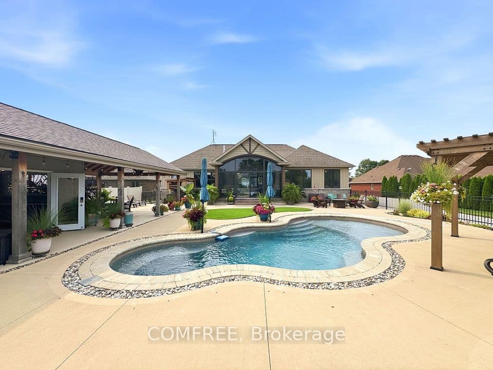 663 County 2 Road, Lakeshore, ON N8L 1K3 – photo 3