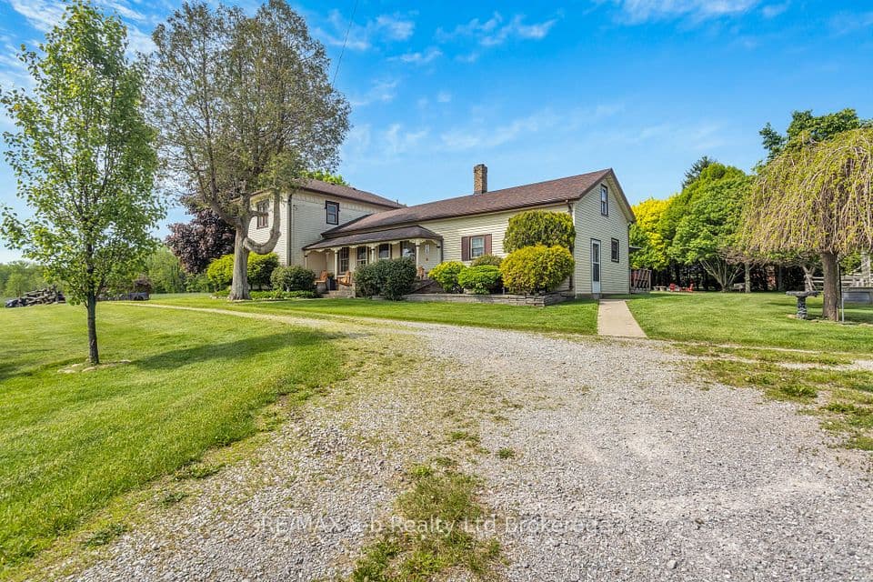 1813 Norfolk County 19 Road W, Norfolk, ON N0E 1V0 – main photo