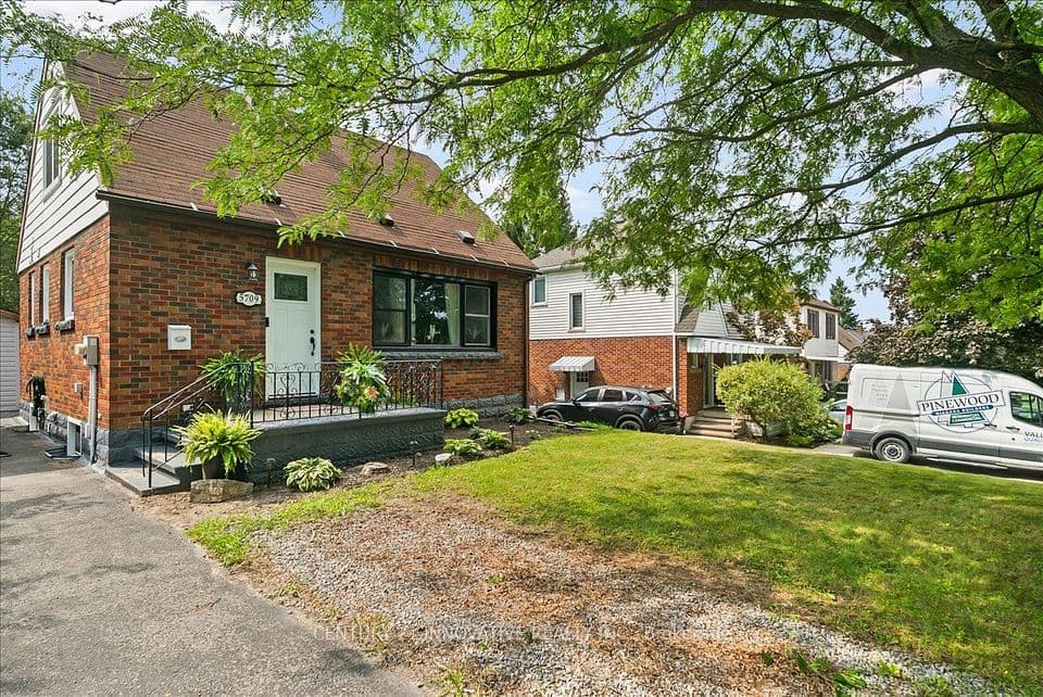 5709 Hanan Avenue, Niagara Falls, ON L2G 4E7 – photo 3