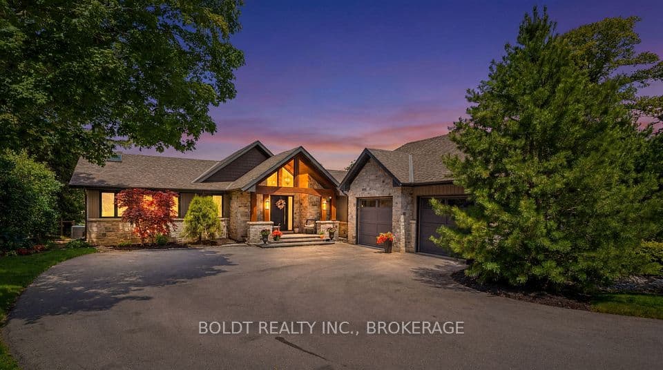 99 Donjon Boulevard, Norfolk, ON N0A 1N7 – main photo