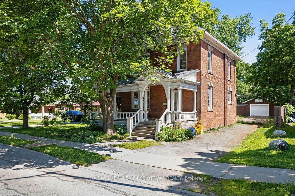 69 Wilson Street W, Perth, ON K7H 2N7 – photo 2