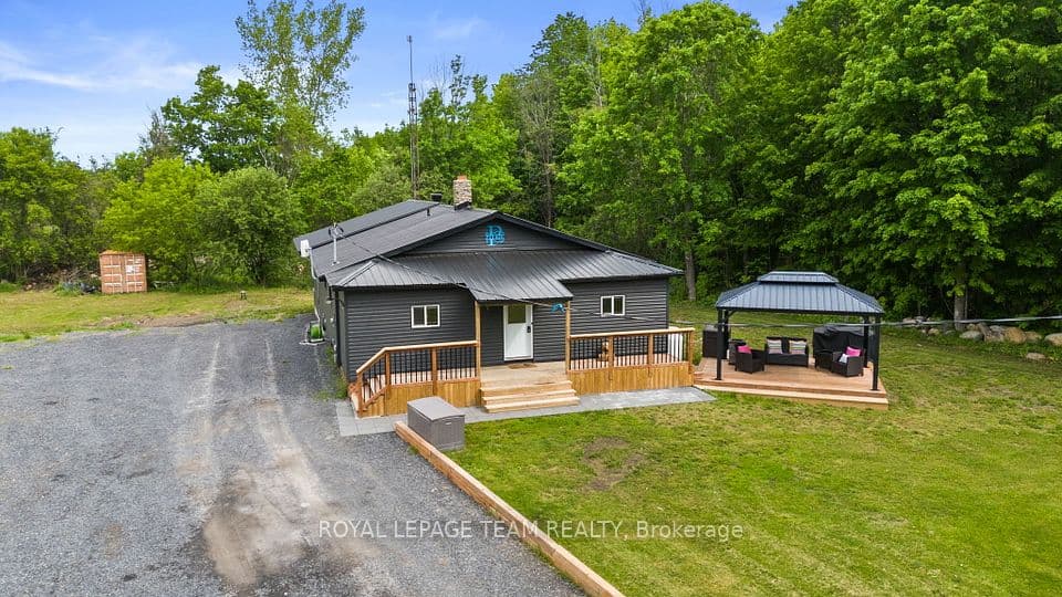 16509 Cedarvale Road, North Stormont, ON K0C 1Y0 – main photo