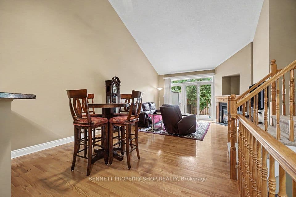 39 Foulis Crescent, Kanata, ON K2L 4H2 – photo 3