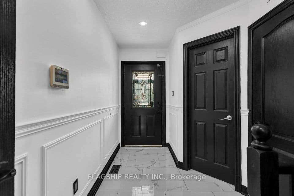 58 Dahlia Street, Kitchener, ON N2E 4B1 – photo 3